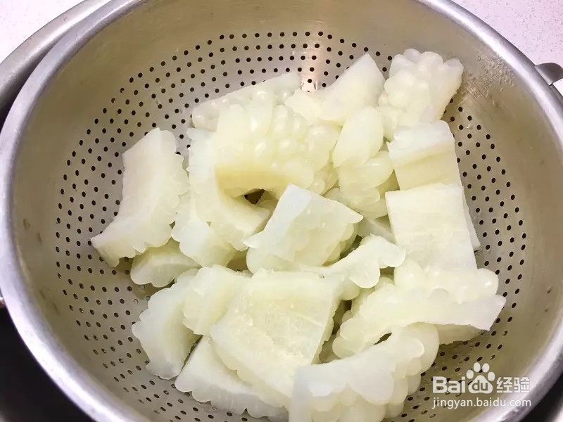 怎样做出家常菜系列之苦瓜红烧肉