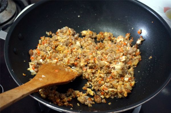 红萝卜马蹄炒肉末