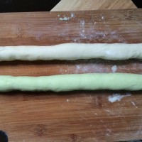 翡翠豆腐蛋黄包