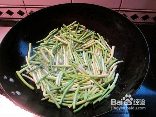 学做京酱肉丝——甜面酱蒜苔炒肉丝
