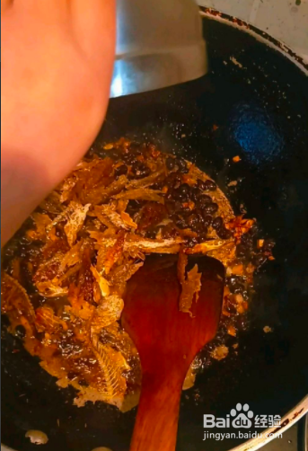 家常菜：鲮鱼油麦菜