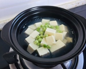 虾仁豆腐汤的做法