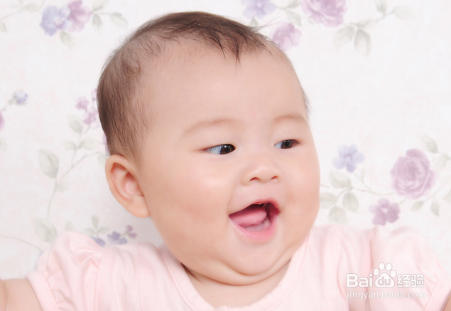 宝宝流鼻血时怎么办