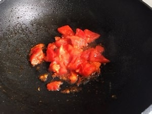 怎么做西红柿虾干豆腐羹