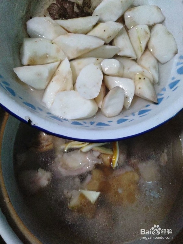 怎样做炖猪蹄汤