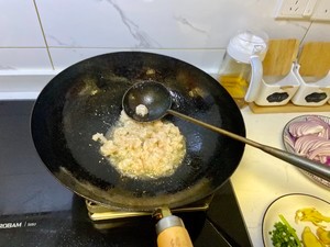 虾仁炒蛋的做法