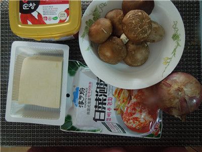 韩式泡菜豆腐锅