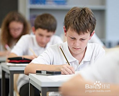 考试前要做好哪些准备呢?