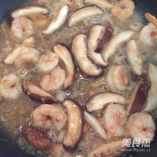 香菇虾仁醮汁上海青