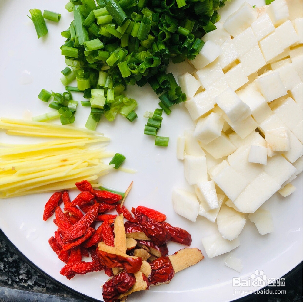 怎么简单的做鲫鱼山药粥?