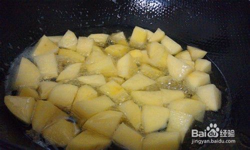 家常菜菜谱21：土豆鸡块---土豆焖鸡肉的做法