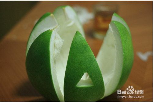 怎样用柚子皮做洗洁精？