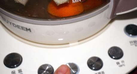 草莓雪梨茶的攻略