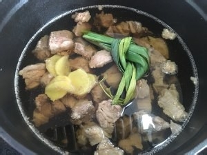 白萝卜炖牛腩怎么做好吃