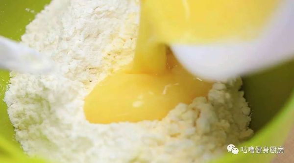 健康便当玉米饼与海苔肉卷