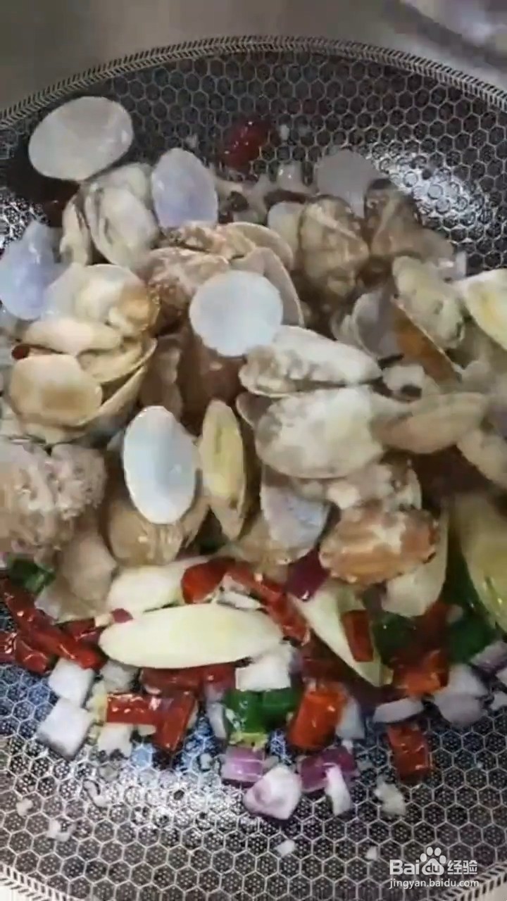 如何制作蒜香花蛤