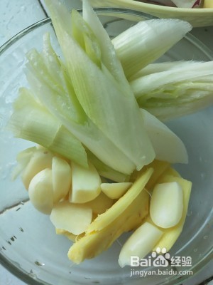 养生食补西红柿土豆炖牛肉的做法