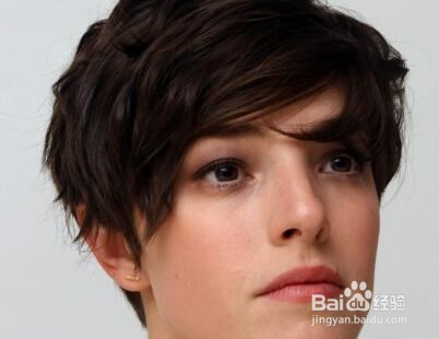 如何选择短头发的造型
