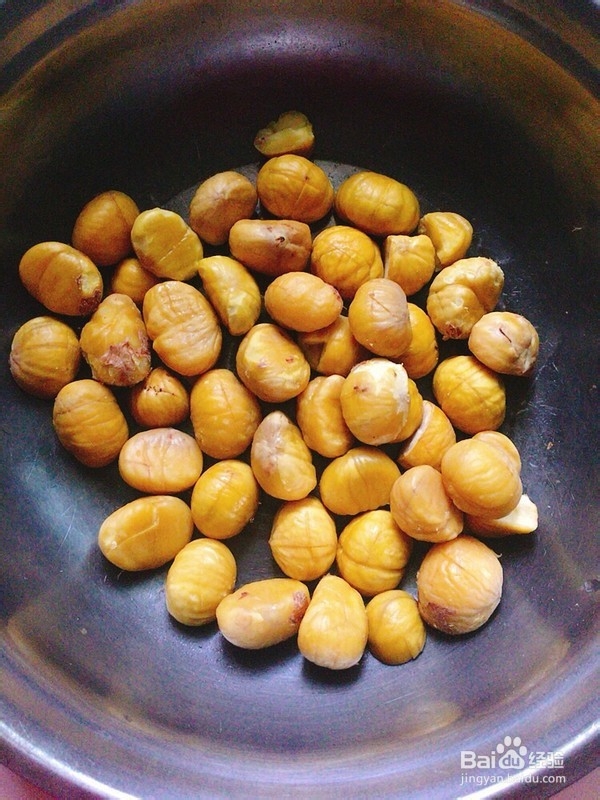 板栗烧鸡的做法