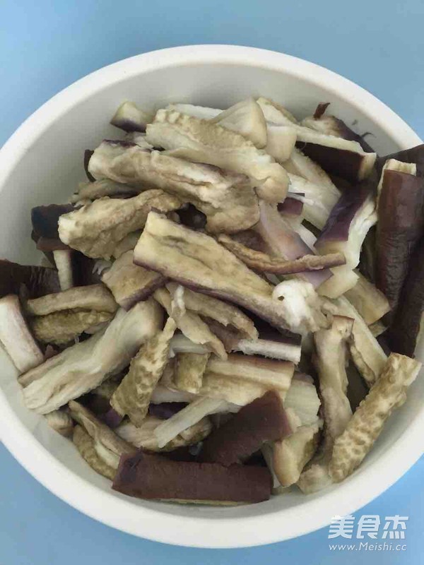 凉拌茄子的做法