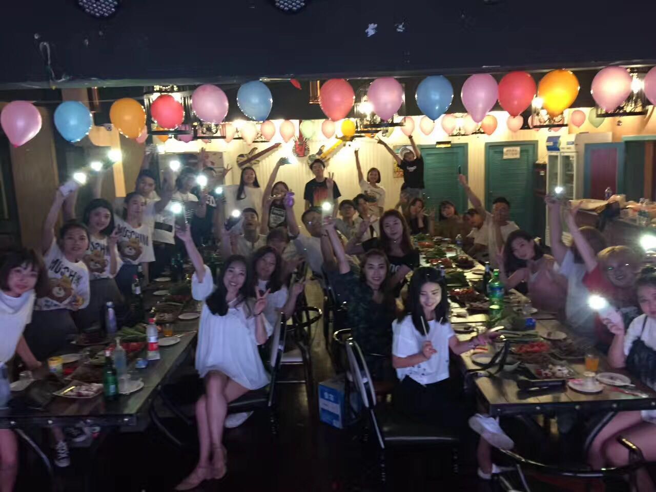 班级聚会烧烤的时候可以玩什么游戏