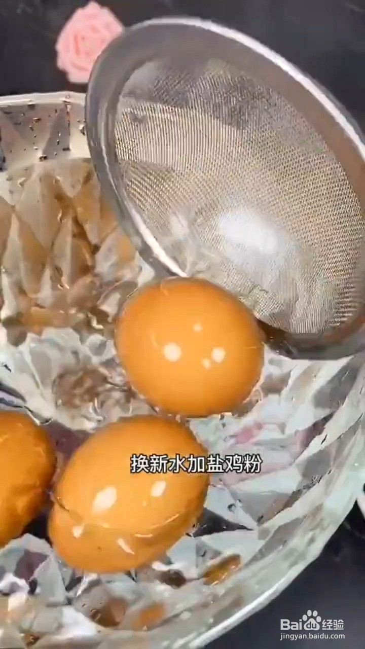 如何制作好吃的盐焗鸡蛋