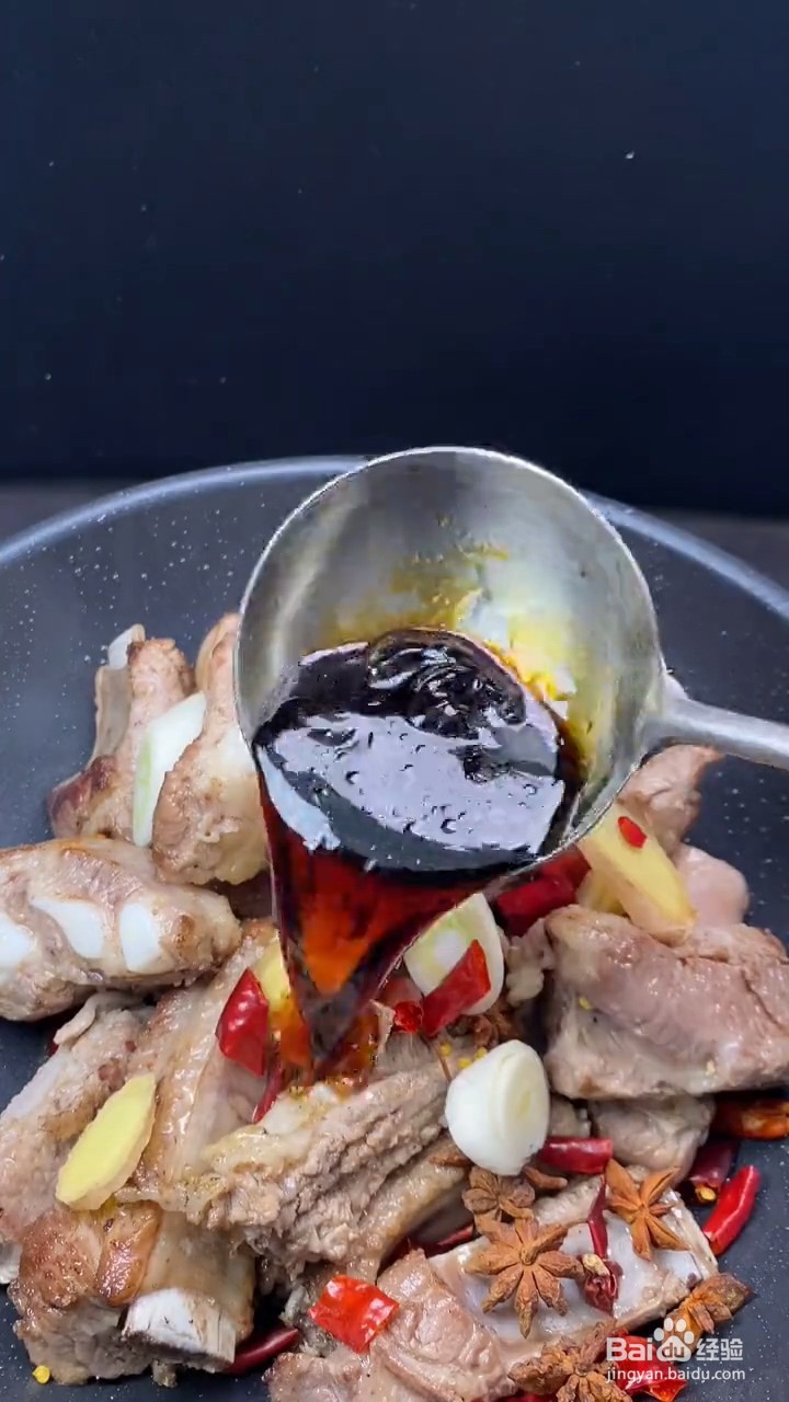 如何自制美味好吃的炖排骨