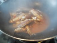 红烧鲫鱼--做法