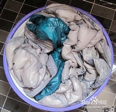自己如何清洗羽绒服