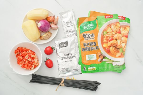 泰式咖喱小龙虾仁盖面