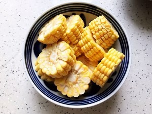 虫草花香菇胡萝卜玉米排骨汤的攻略