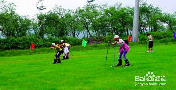 长春莲花山滑雪场怎么游玩？