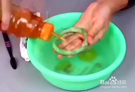 玉镯怎么抛光表面