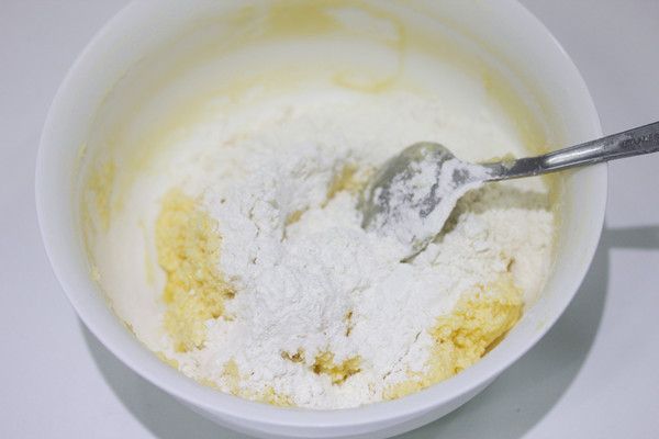 三色大理石重油蛋糕