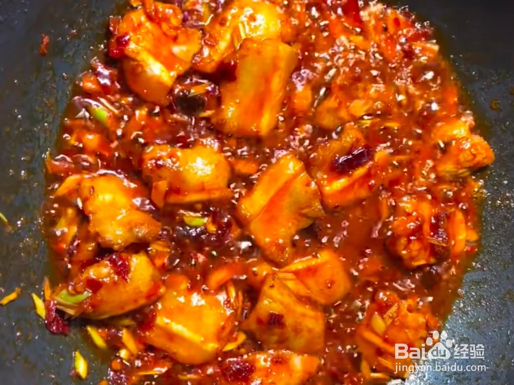 五花肉炒菜花的教程