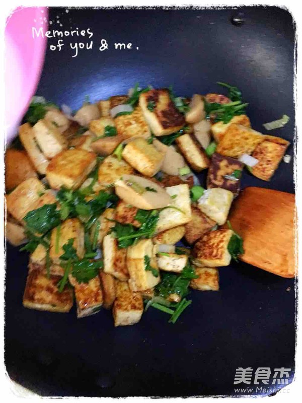 火腿肠炒豆腐