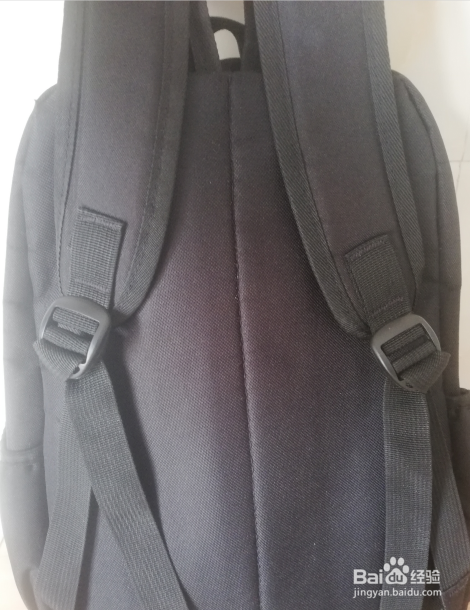 书包背带怎么系