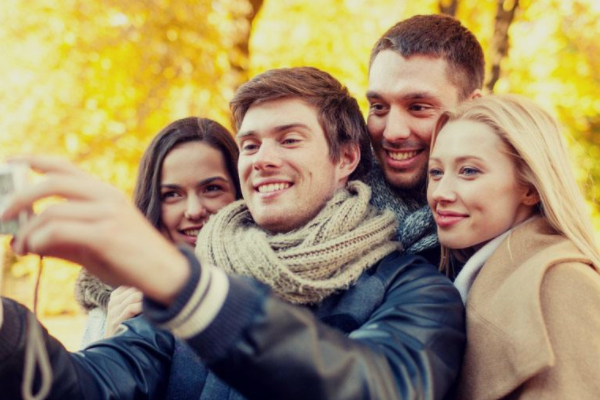 神回复 “晚来天欲雪，能饮一杯无”，怎么回复比较霸气