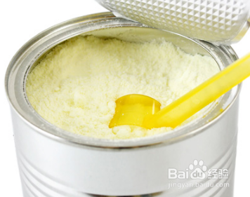 父母通常想知道哪种婴儿配方奶粉最适合宝宝