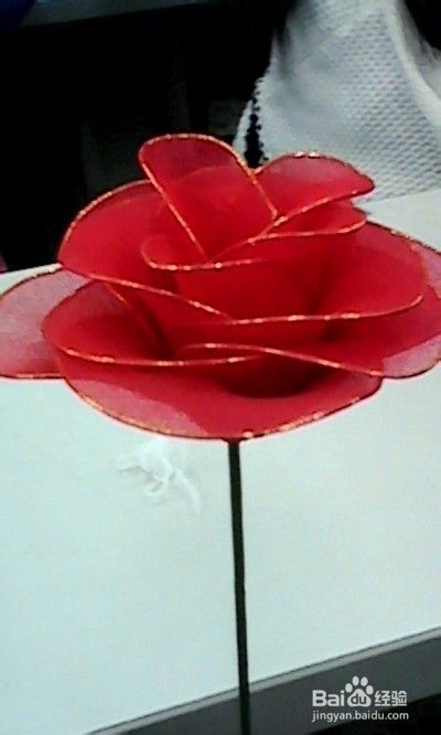 怎样使用丝网花制作DIY玫瑰