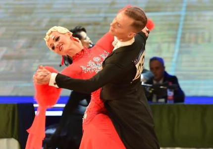 慢四步的节拍是几分之几