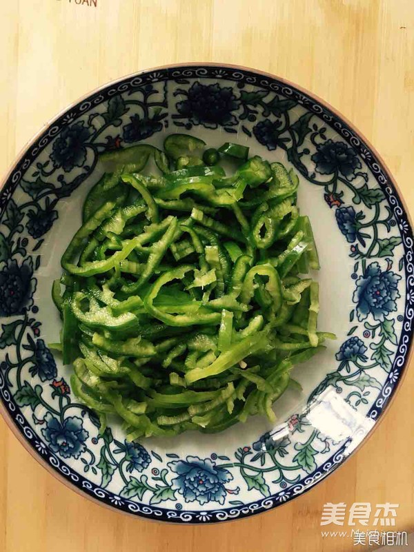 尖椒鸡蛋打卤面
