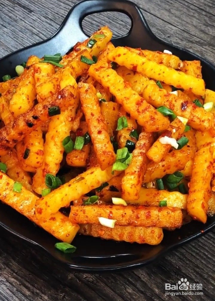 怎么做香辣过瘾的狼牙土豆?