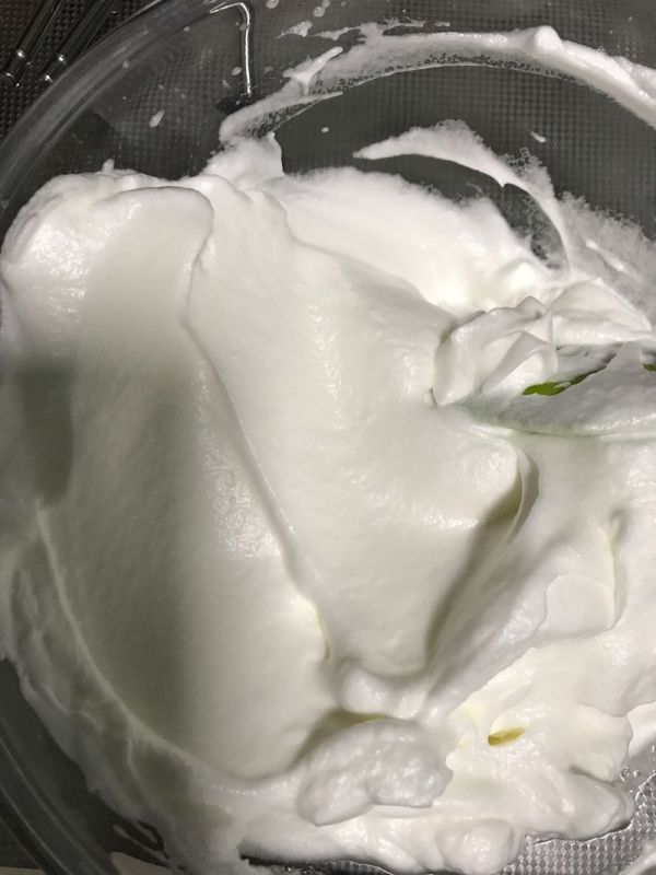 黑芝麻慕斯琳蛋糕卷