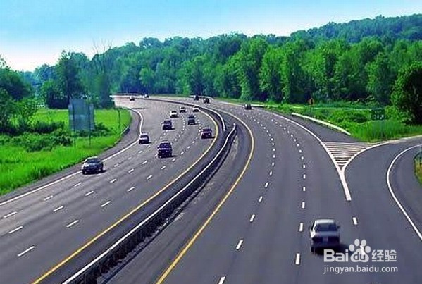 新手开车上高速注意事项
