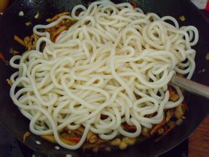 蚝油焖二冬炒面