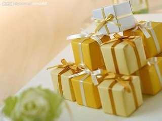 怎样招待朋友来家里聚餐？让朋友们吃得开心呢？