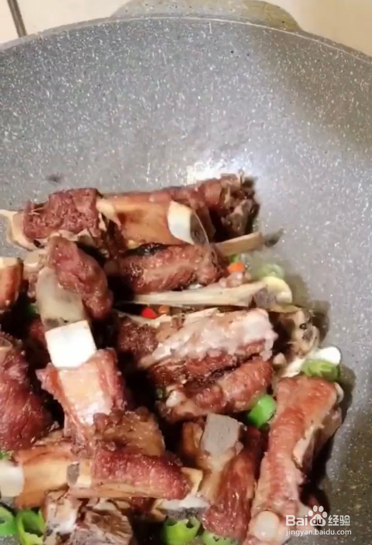 香辣椒盐排骨怎么做