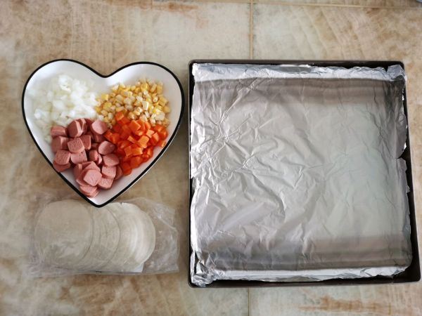 饺子皮香肠pizza