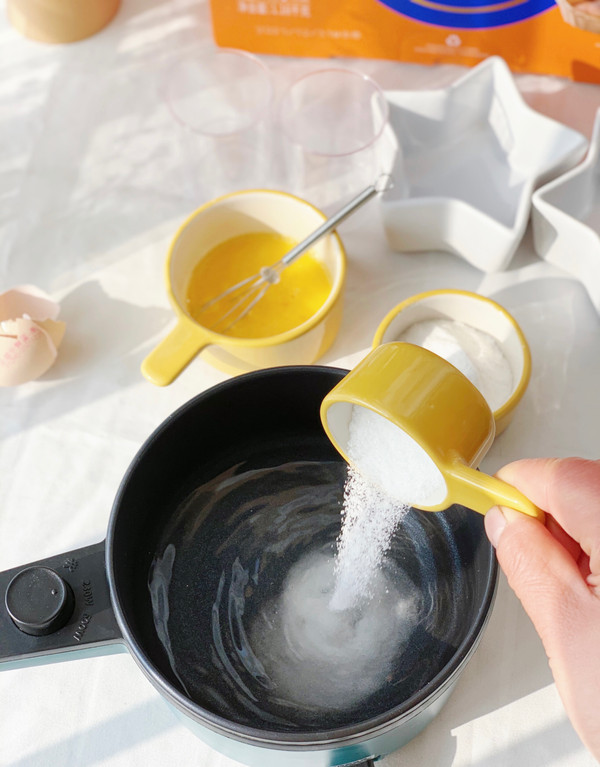 奶香蛋花水晶糕